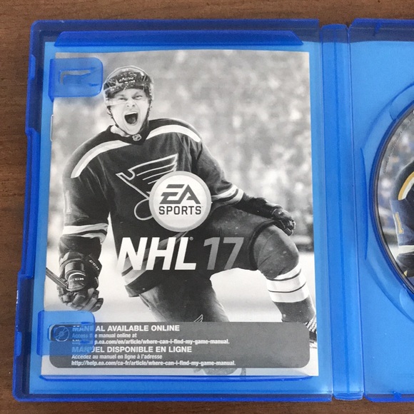 PS4 NHL 17 - Picture 3 of 4